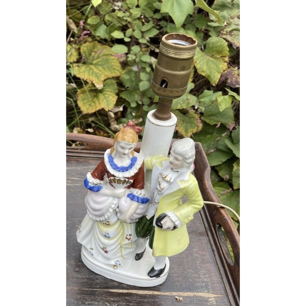 Rare Underwriters laboratories portable lamp w/ porcelain Victorian man & woman